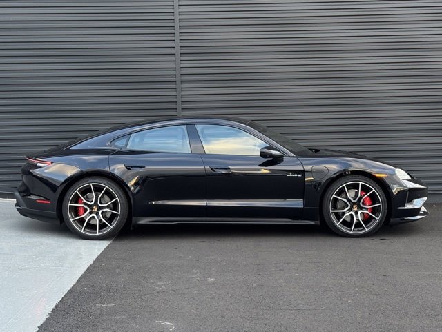New 2025 Porsche Taycan 4S image 8
