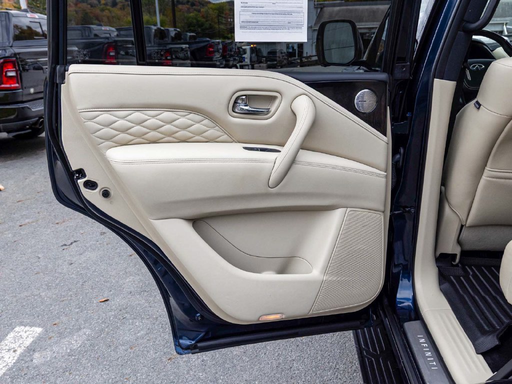 Used 2024 INFINITI QX80 Sensory AWD/4WD image 14
