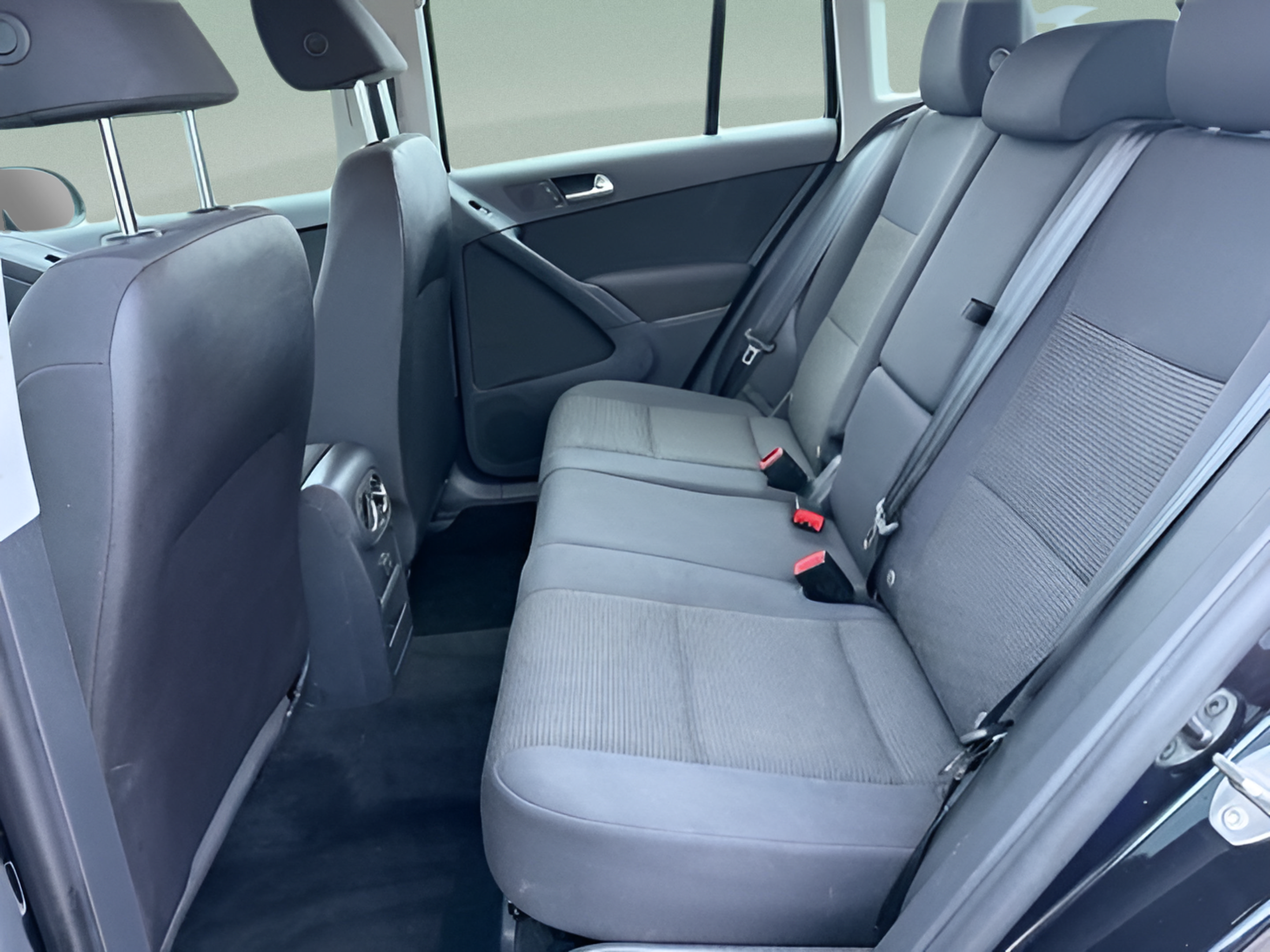 Used 2017 Volkswagen Tiguan S AWD/4WD image 23