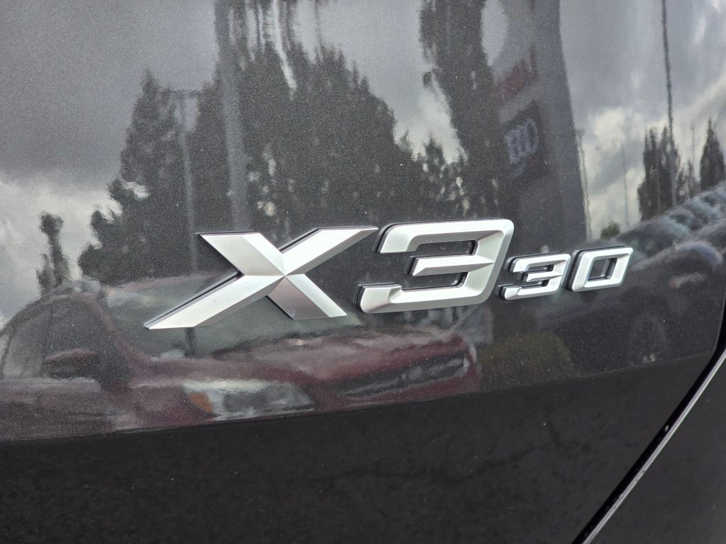 Used 2025 BMW X3 xDrive30i w/ Premium Package AWD/4WD image 35