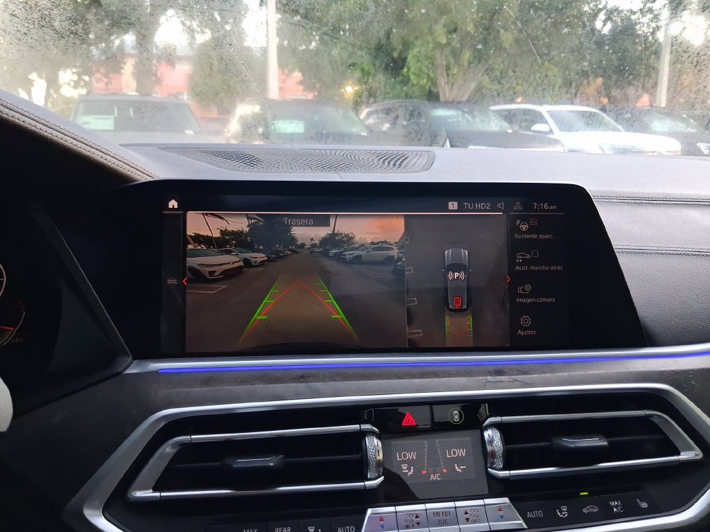 Used 2020 BMW X5 sDrive40i w/ Premium Package RWD image 28
