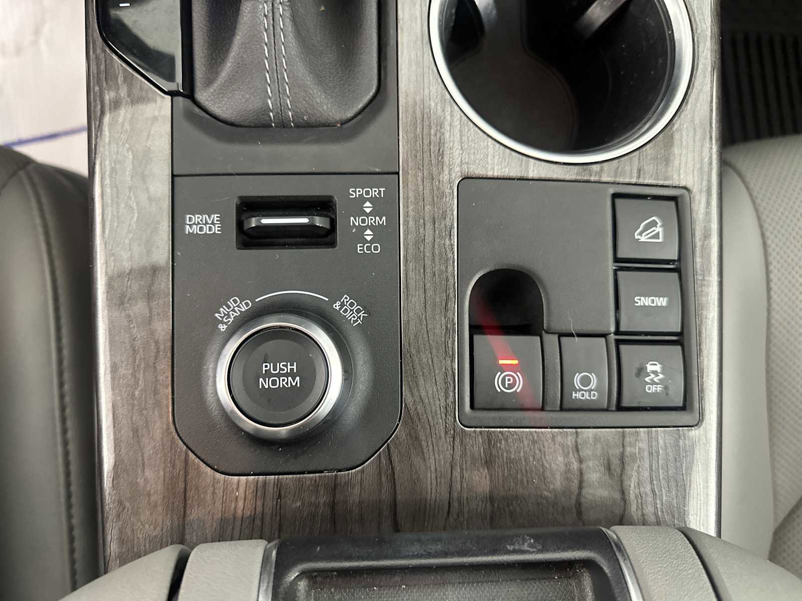 Used 2023 Toyota Highlander Limited image 23