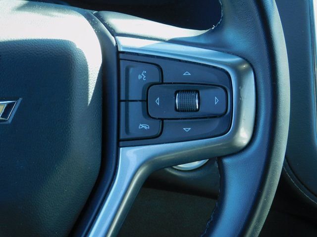 Used 2023 Chevrolet Suburban LT image 19