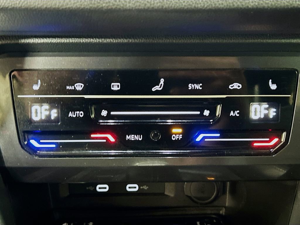 Used 2022 Volkswagen Tiguan SE R-Line FWD image 13