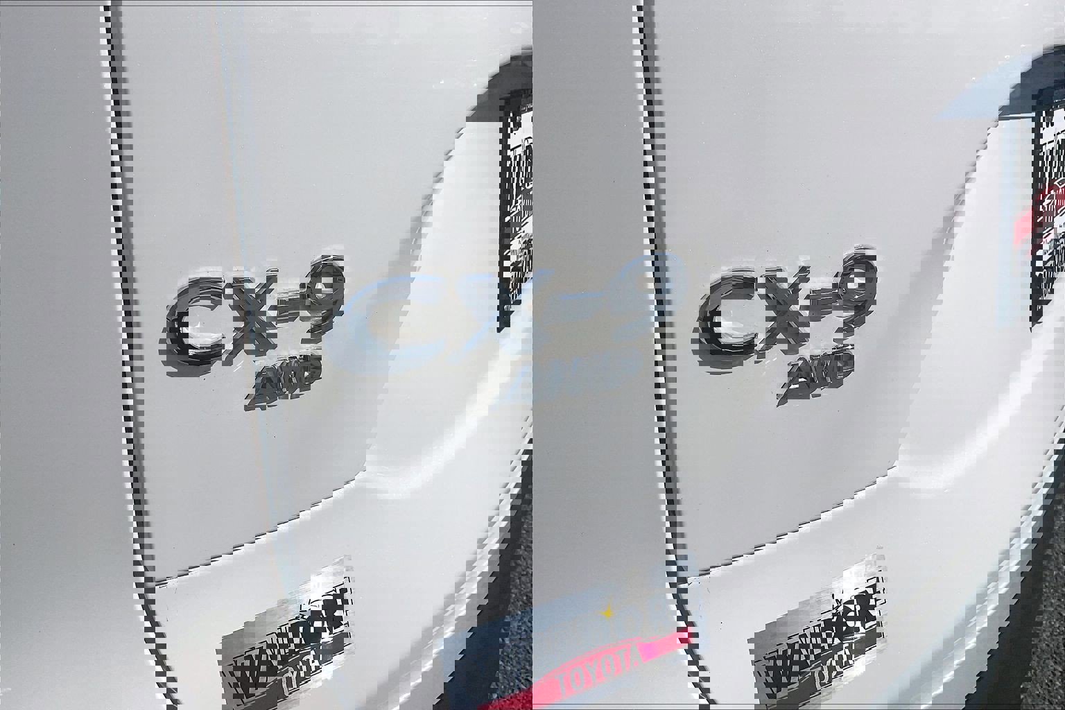 Used 2023 MAZDA CX-9 Touring image 10