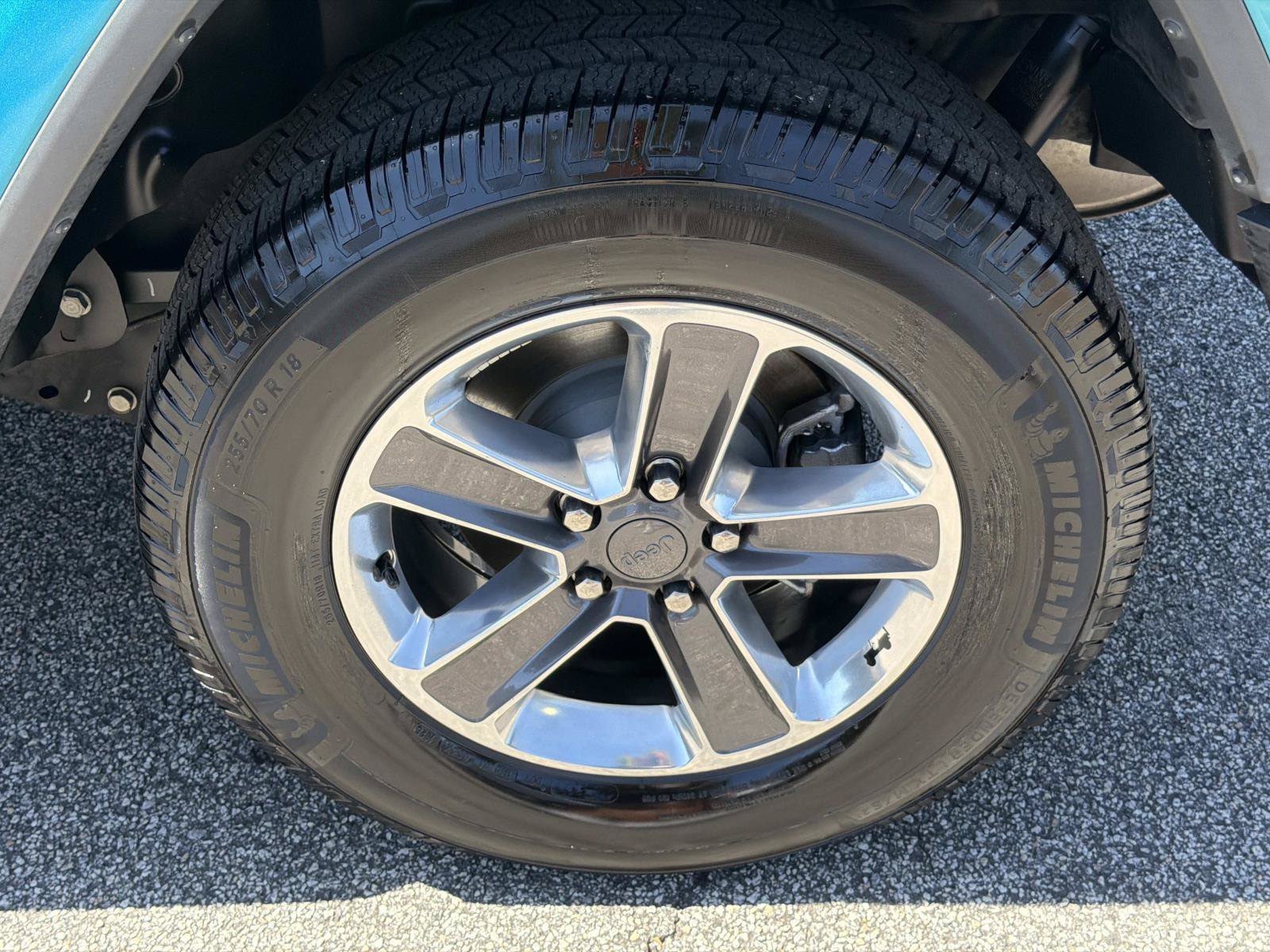 Used 2019 Jeep Wrangler Unlimited Sahara AWD/4WD image 20