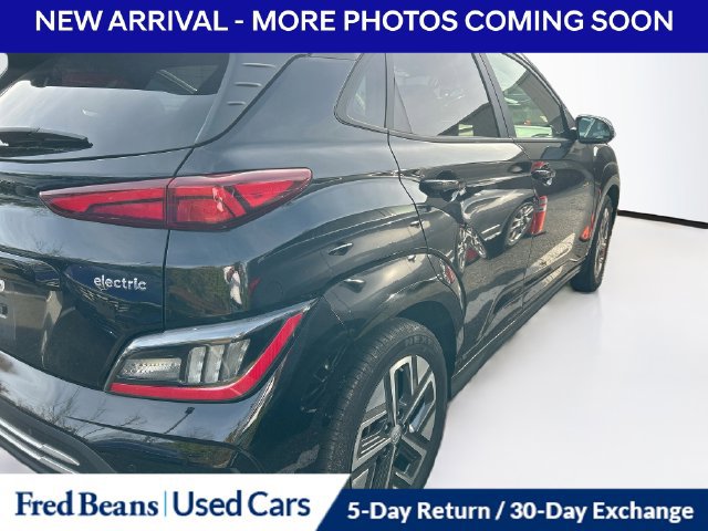 Used 2023 Hyundai Kona Limited FWD image 5