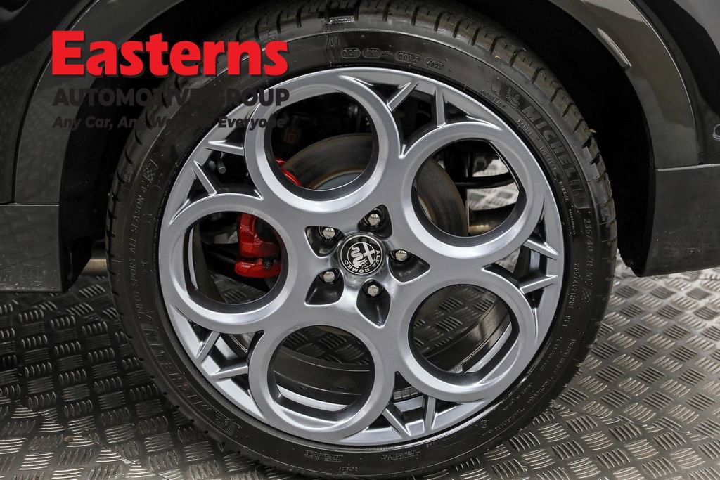 Used 2024 Alfa Romeo Tonale Veloce image 34