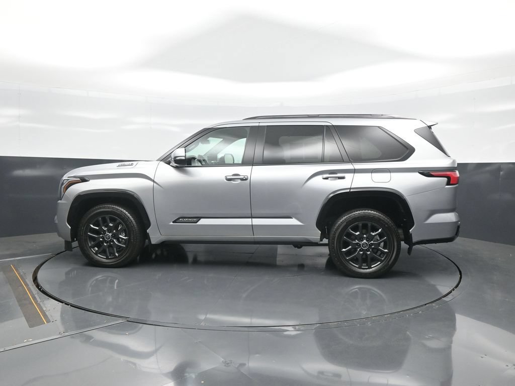 Certified 2024 Toyota Sequoia Platinum AWD/4WD image 4