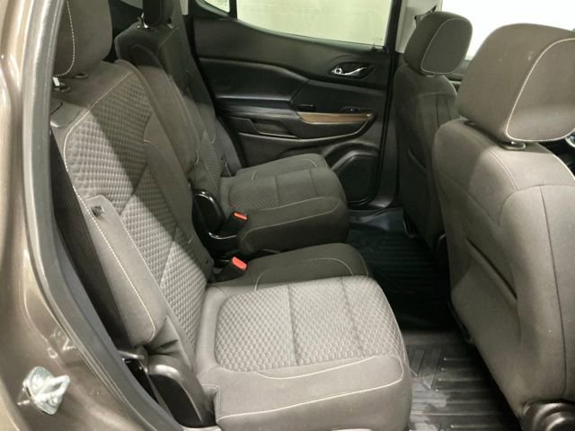 Used 2019 GMC Acadia SLE image 19