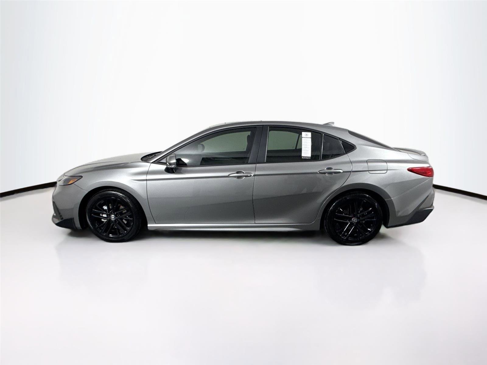 Used 2026 Toyota Camry SE w/ Multimedia Upgrade Package FWD image 13