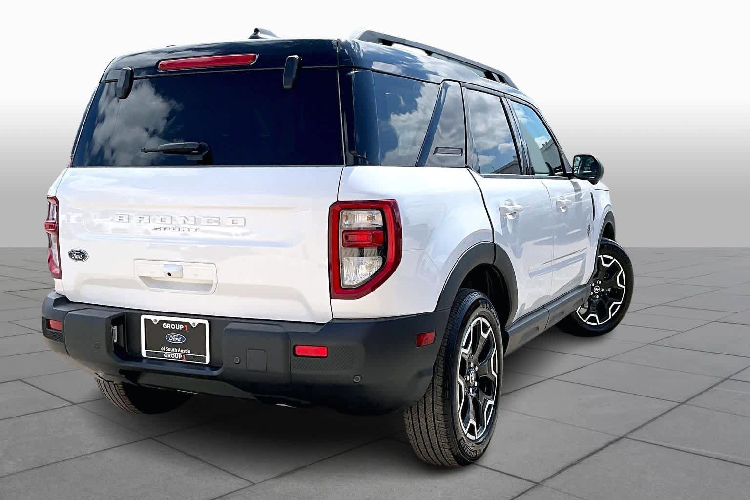 Certified 2025 Ford Bronco Sport Outer Banks w/ Outer Banks Tech Package+ image 13