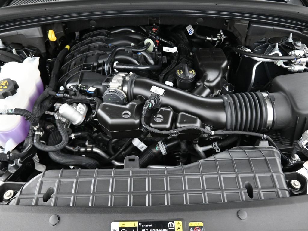 New 2025 Jeep Grand Cherokee Limited w/ Luxury Tech Group II image 11