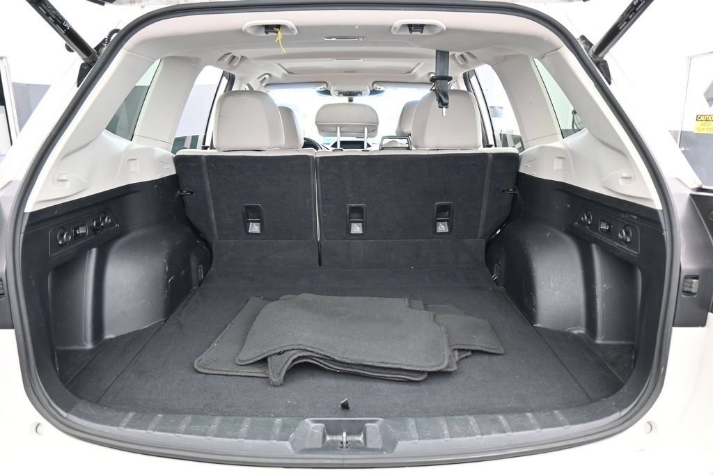 Used 2022 Subaru Forester Limited AWD/4WD image 36