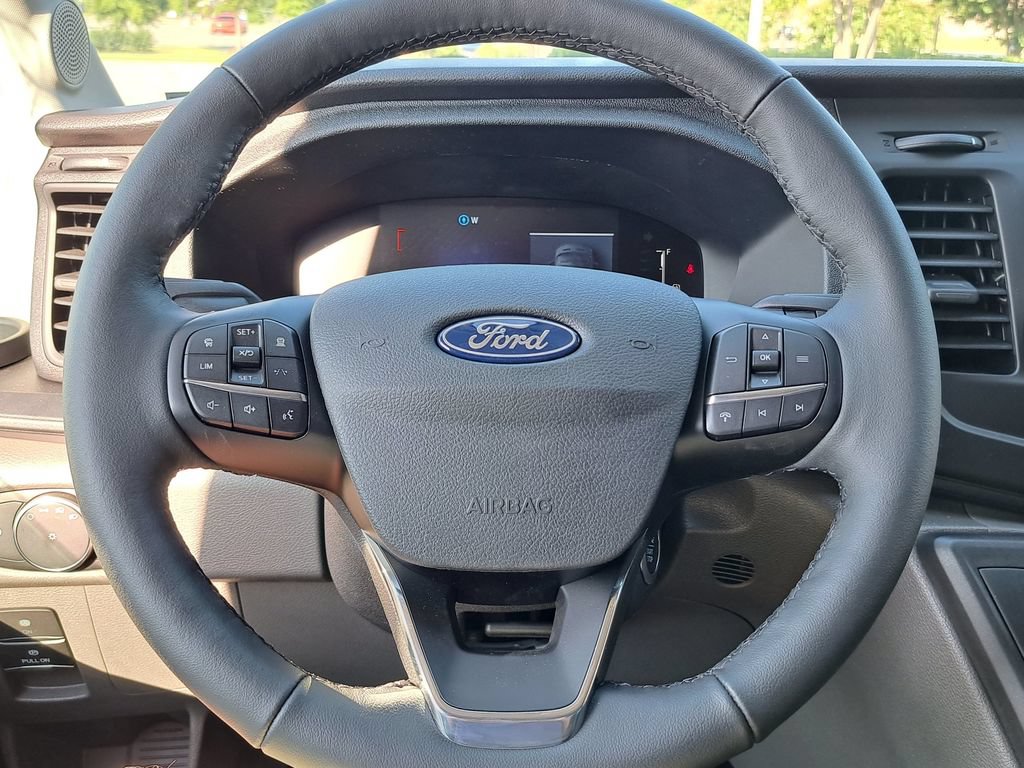 New 2026 Ford Transit 250 148 Medium Roof RWD image 10