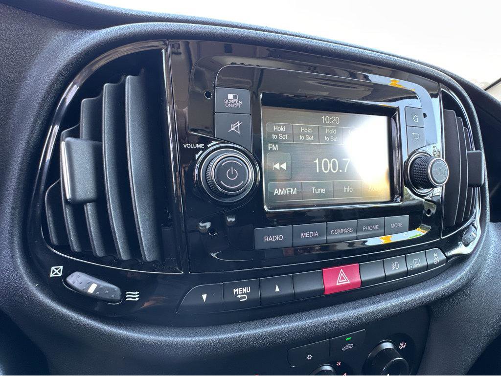 Used 2015 RAM ProMaster City Tradesman SLT w/ Rear Back-up Camera Group image 5
