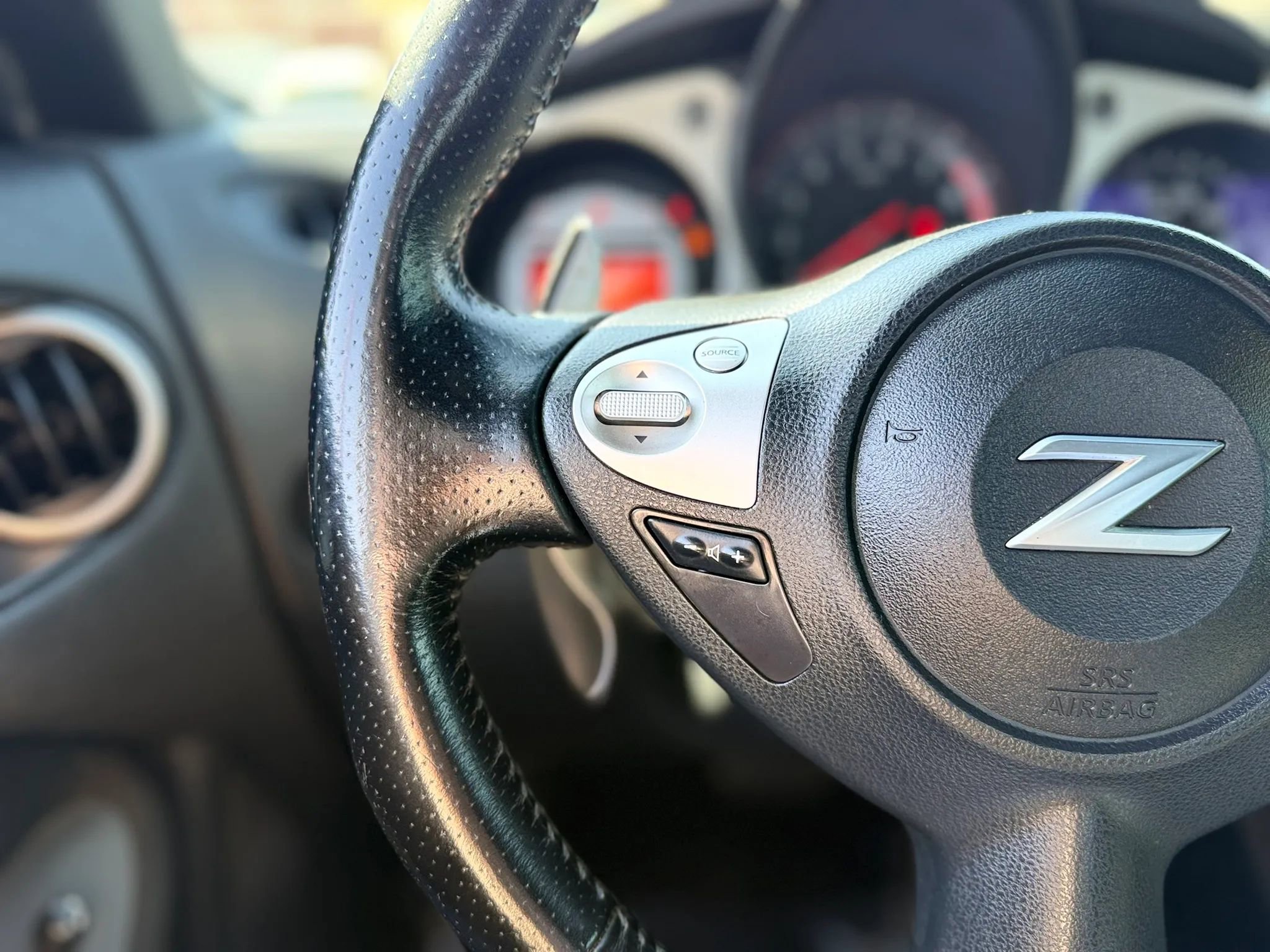 Used 2012 Nissan 370Z Coupe image 12