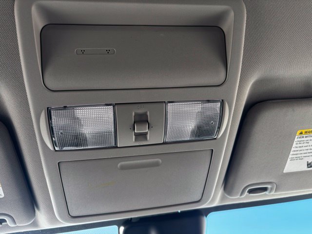 Used 2022 Nissan Frontier SV AWD/4WD image 34