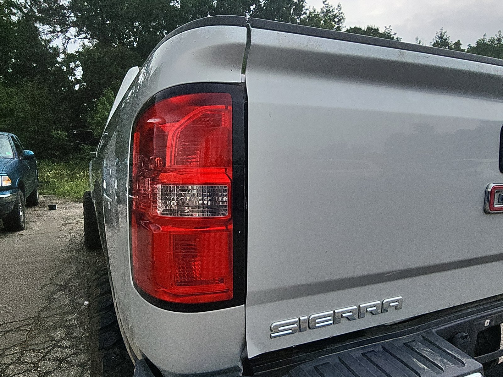 Used 2017 GMC Sierra 1500 4x4 Crew Cab w/ Sierra Convenience Package image 10