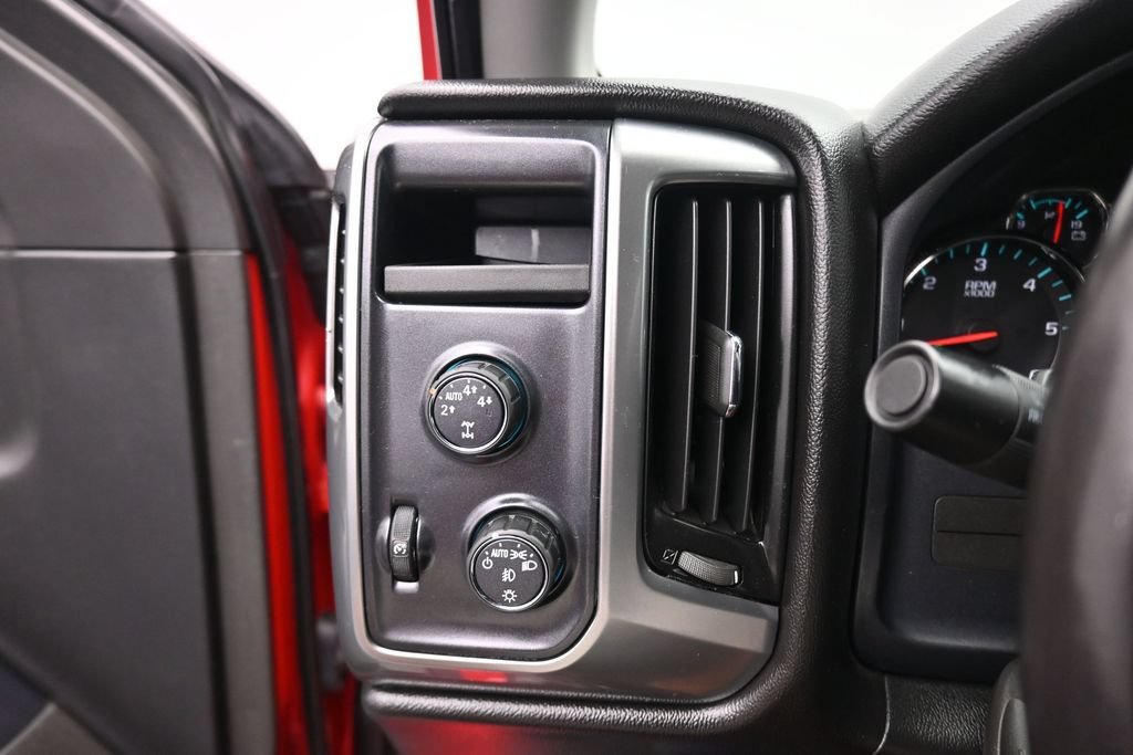 Used 2016 Chevrolet Silverado 1500 LT w/ All Star Edition AWD/4WD image 24