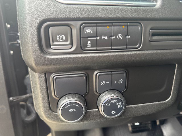 Used 2023 Chevrolet Tahoe LT image 6