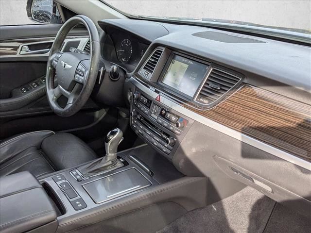 Used 2015 Hyundai Genesis 3.8 w/ Option Group 03 image 21