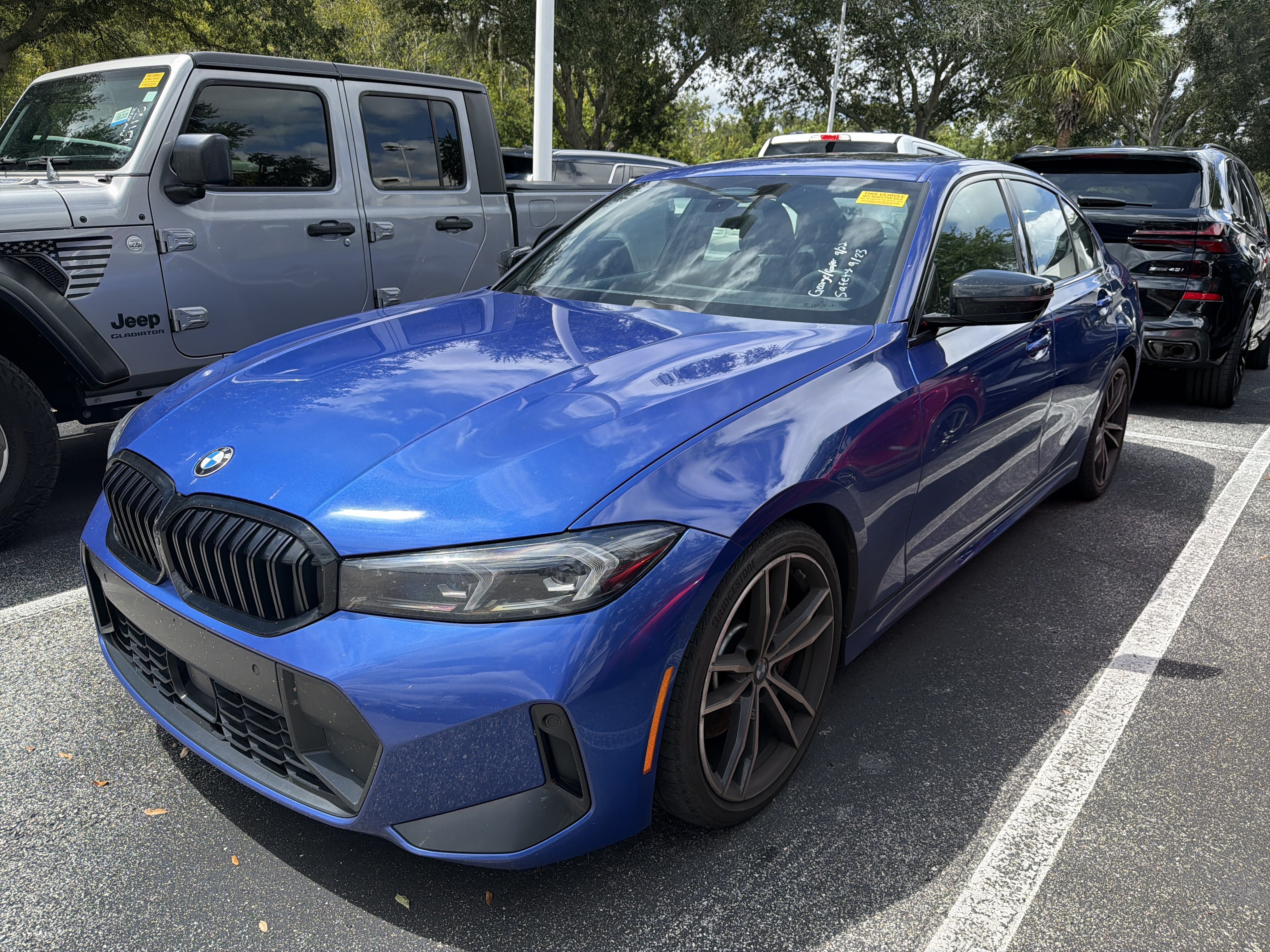 Used 2023 BMW 330i Sedan w/ M Sport Package RWD image 3