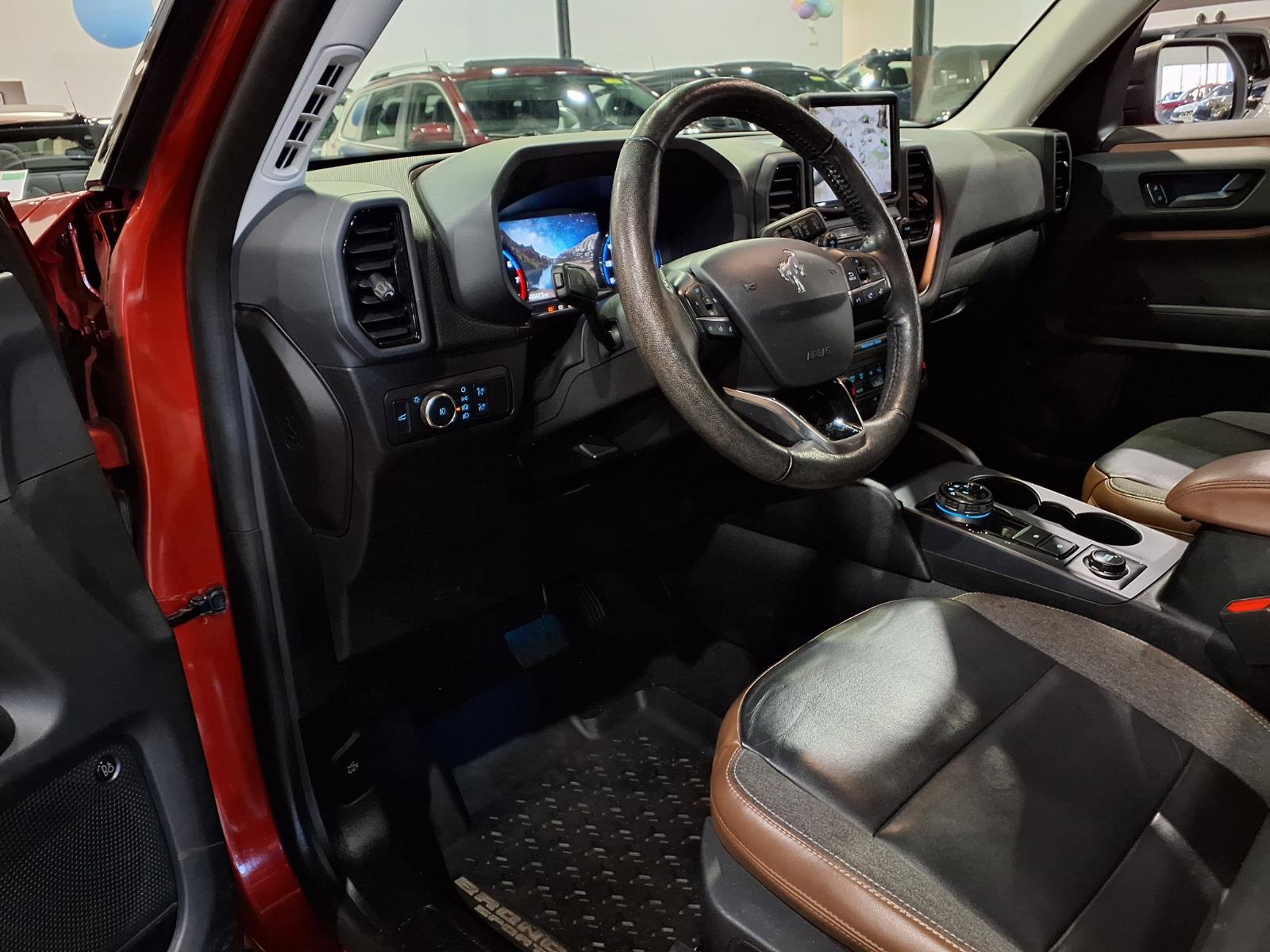 Used 2022 Ford Bronco Sport Outer Banks w/ Tech Package image 14