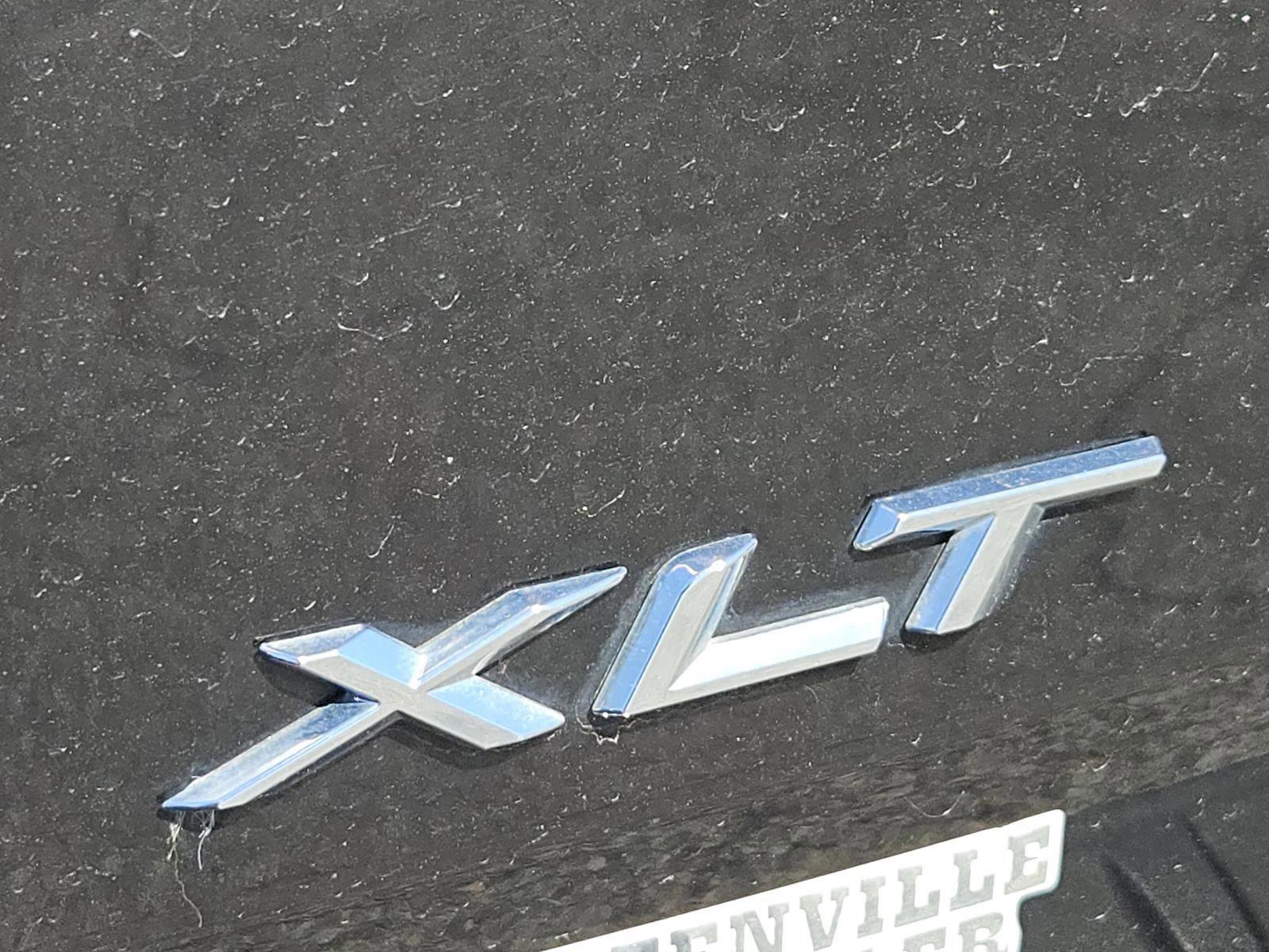 Used 2023 Ford Explorer XLT w/ Equipment Group 202A image 8