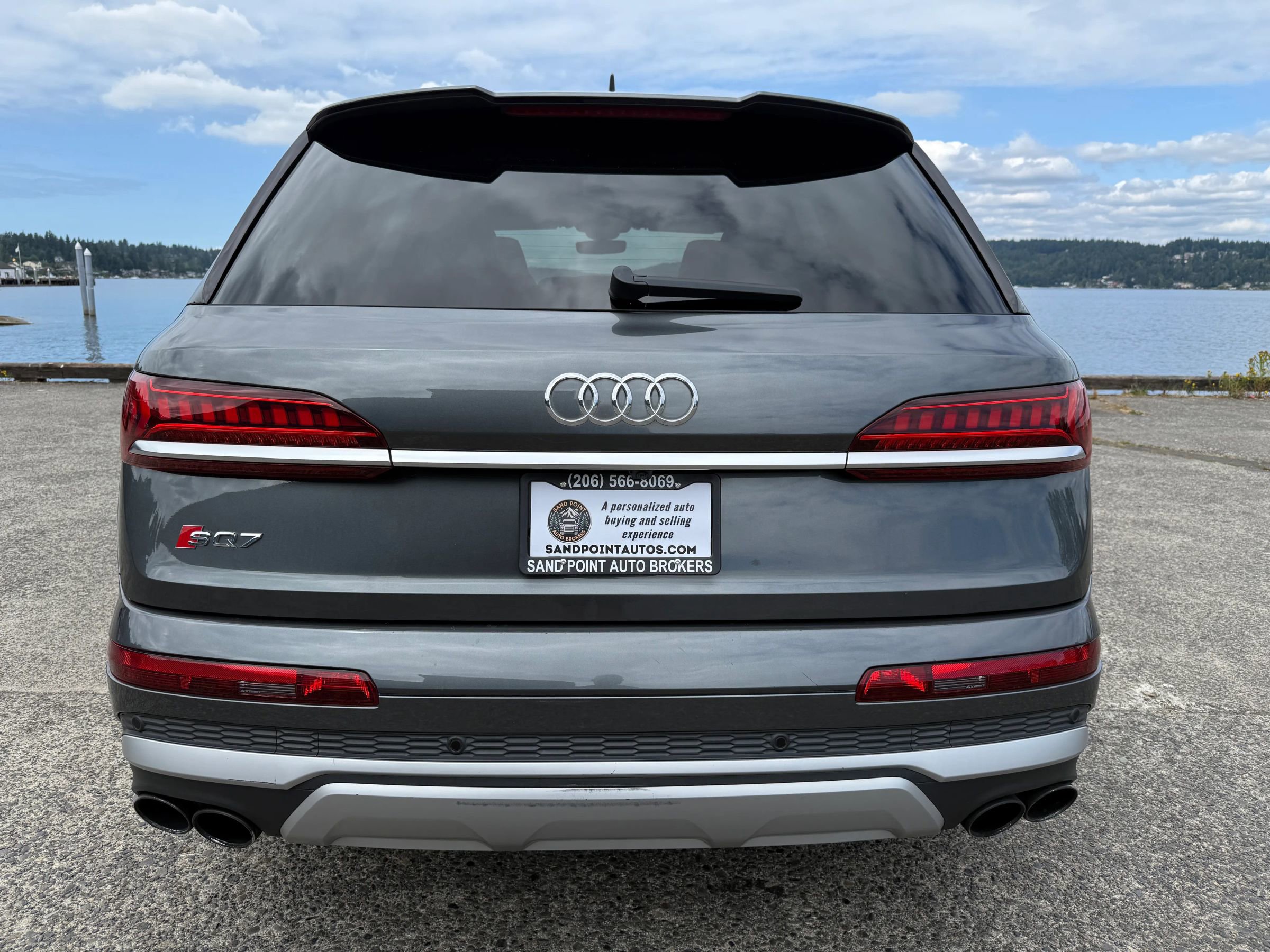Used 2022 Audi SQ7 Prestige w/ Prestige Package image 7