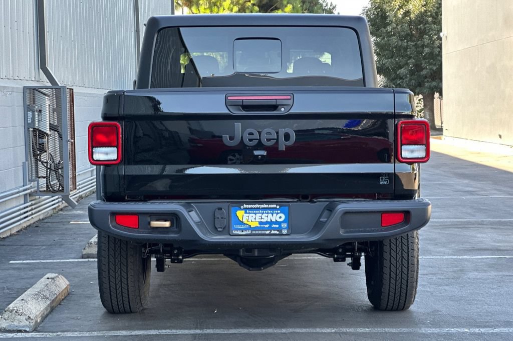 New 2026 Jeep Gladiator Sport AWD/4WD image 5