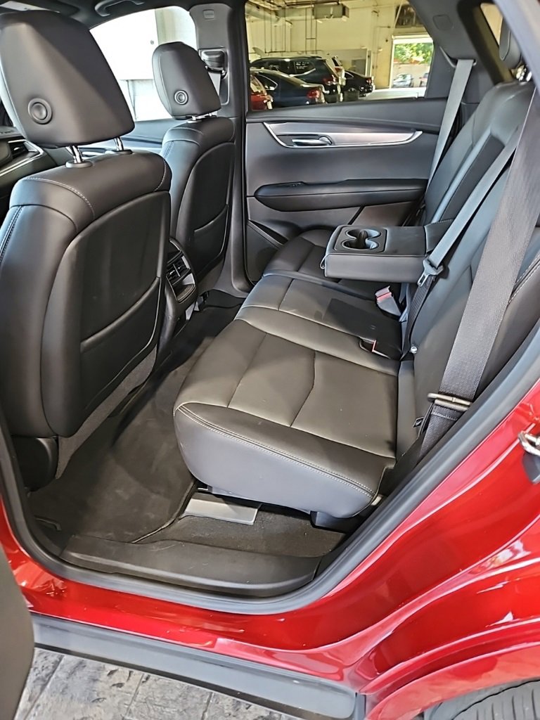 Used 2023 Cadillac XT5 Luxury image 23