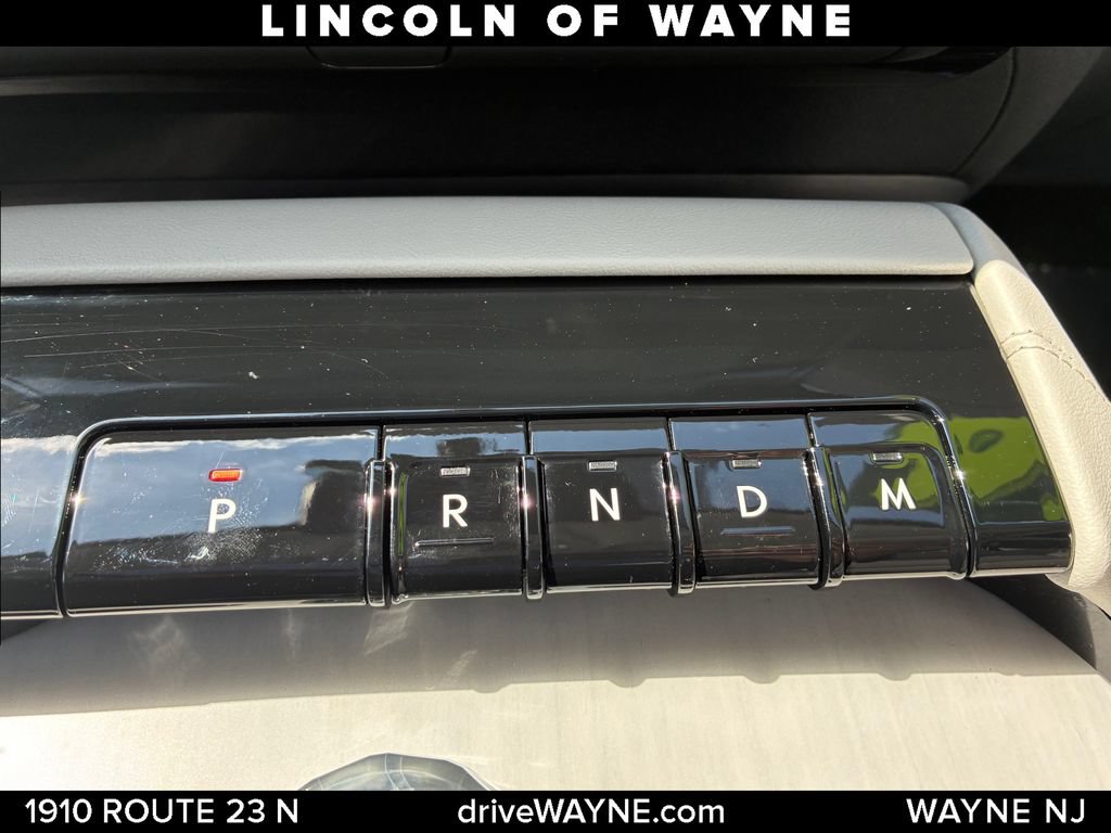 Used 2026 Lincoln Navigator Reserve AWD/4WD image 21