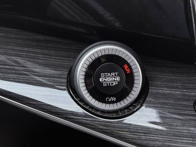 Used 2022 Jeep Wagoneer Series II image 18