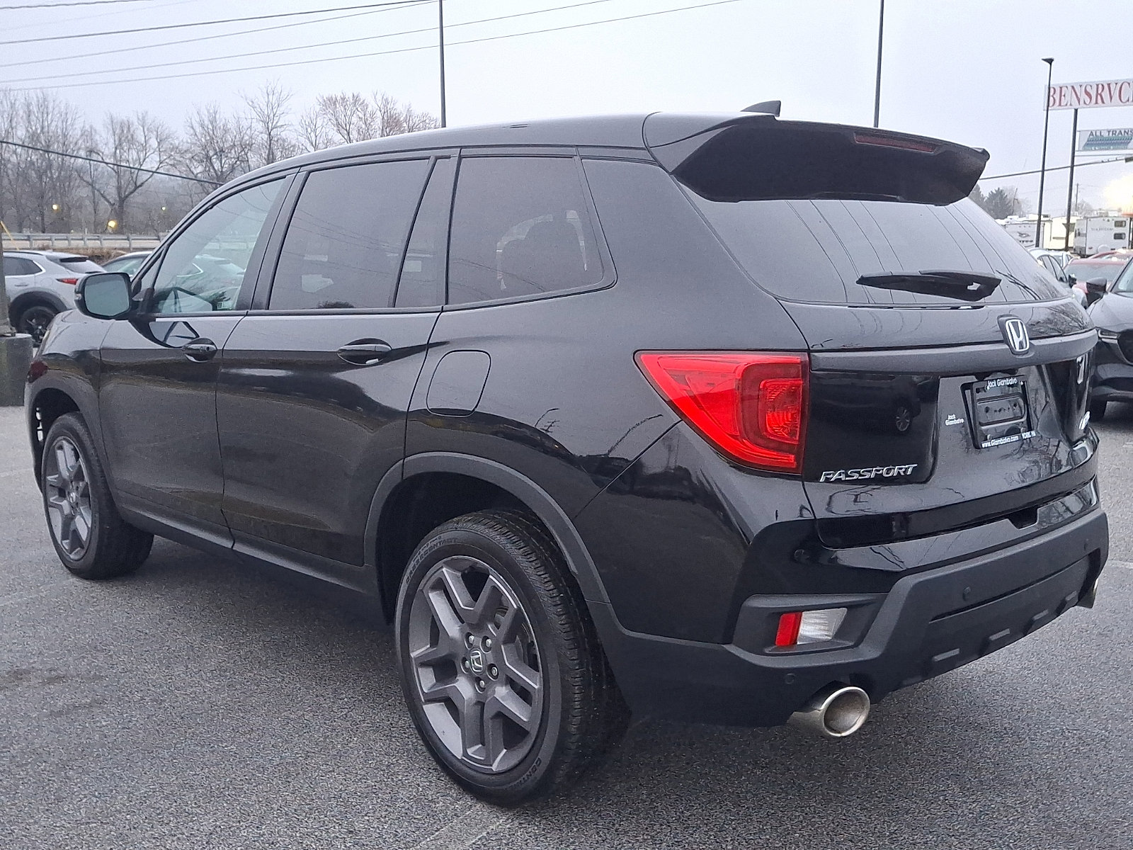 Used 2023 Honda Passport EX-L image 4