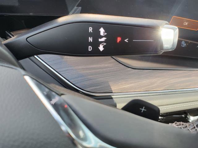 New 2025 Chevrolet Suburban LT w/ Comfort Package image 17