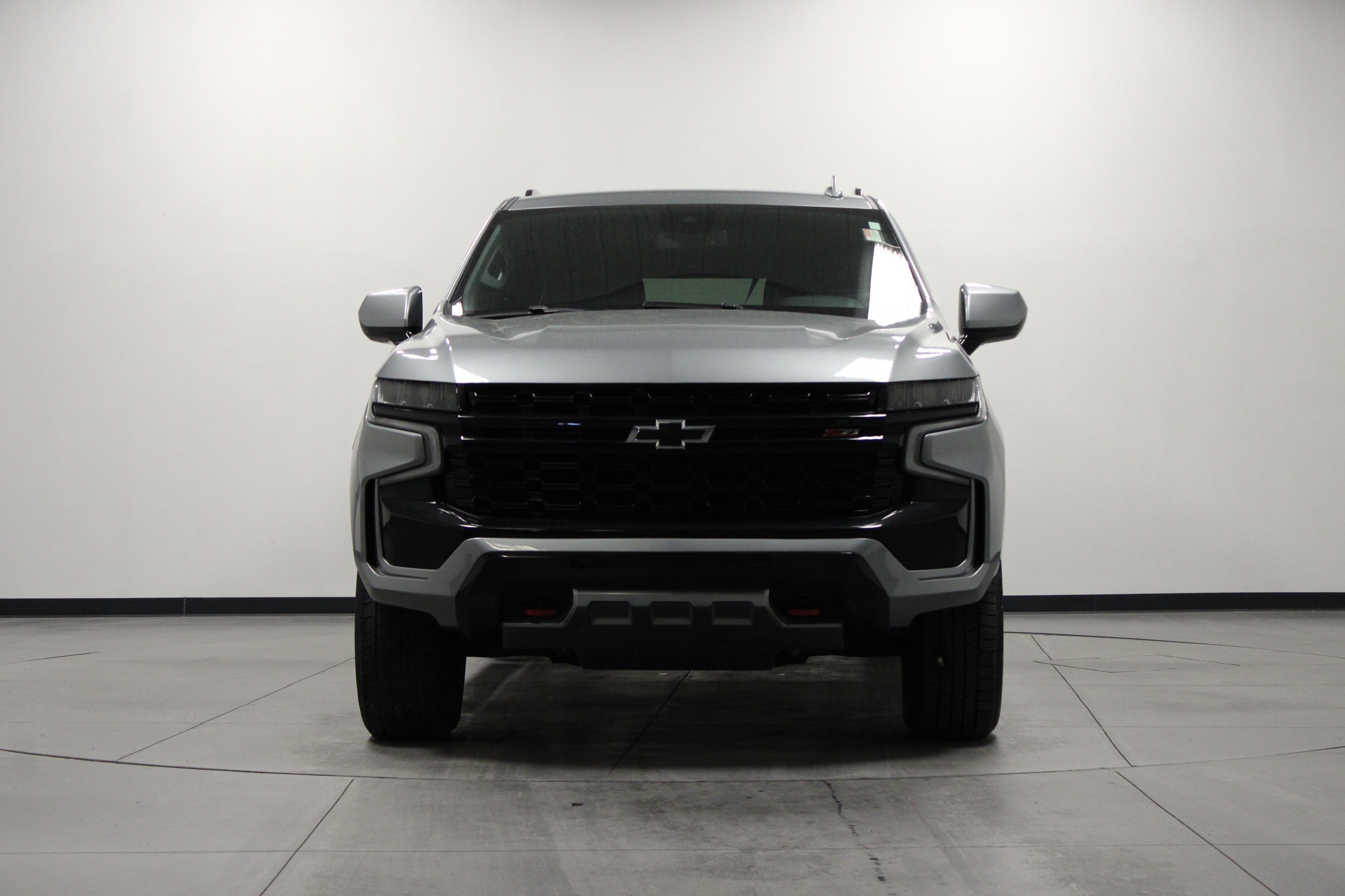 Used 2023 Chevrolet Suburban Z71 AWD/4WD image 9