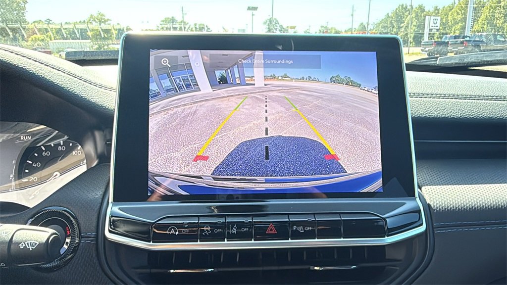 New 2026 Jeep Compass Limited image 25