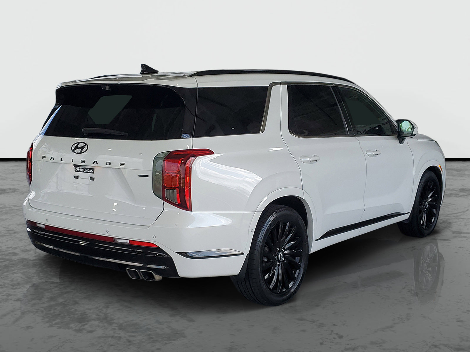 Used 2024 Hyundai Palisade Calligraphy AWD/4WD image 2