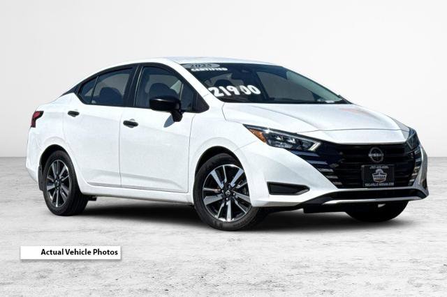 Certified 2025 Nissan Versa S w/ S Plus Package FWD image 1