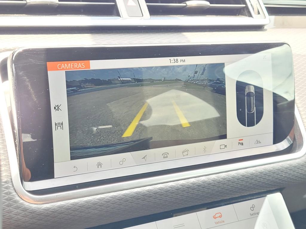 Used 2020 Land Rover Range Rover Velar R-Dynamic S image 21