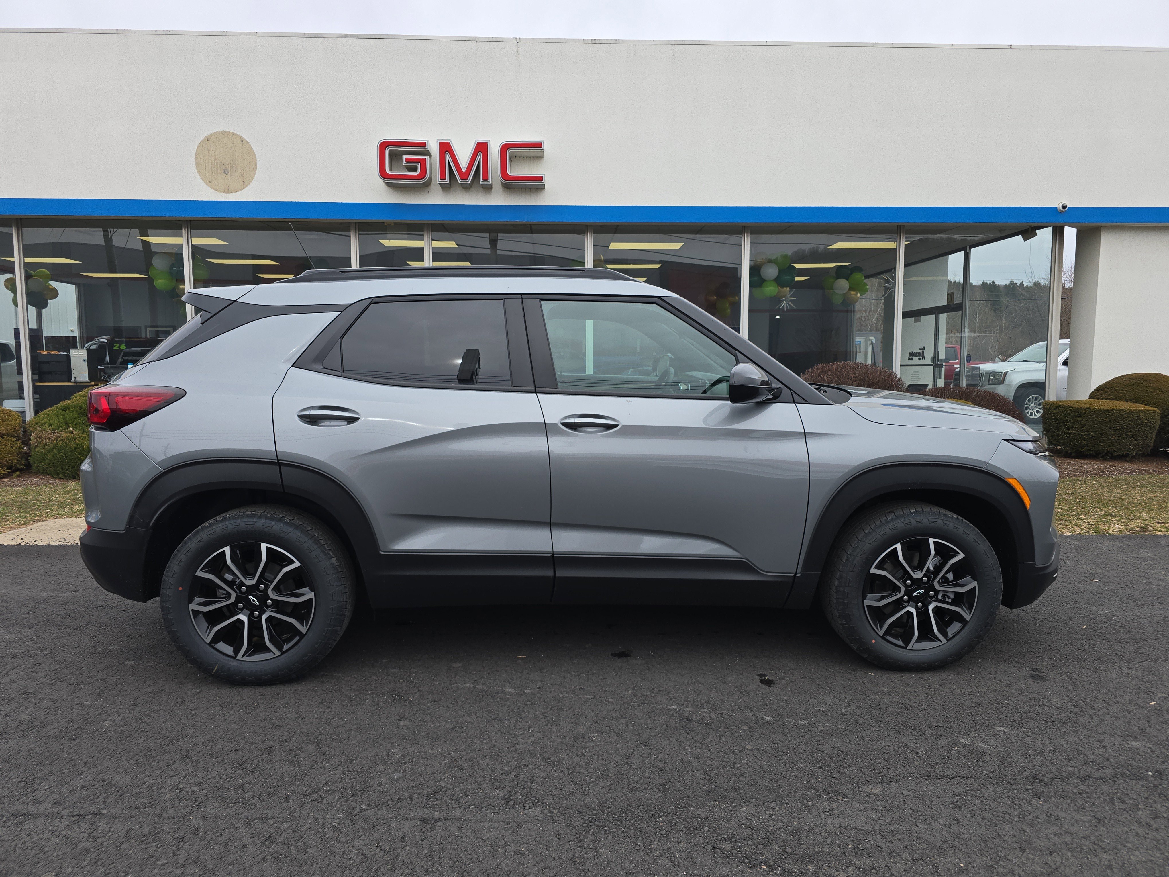 New 2026 Chevrolet TrailBlazer ACTIV w/ Convenience Package image 2