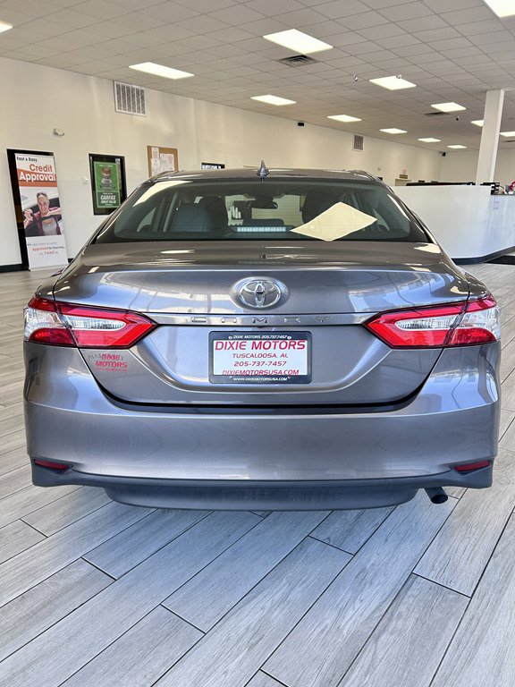 Used 2019 Toyota Camry L image 8