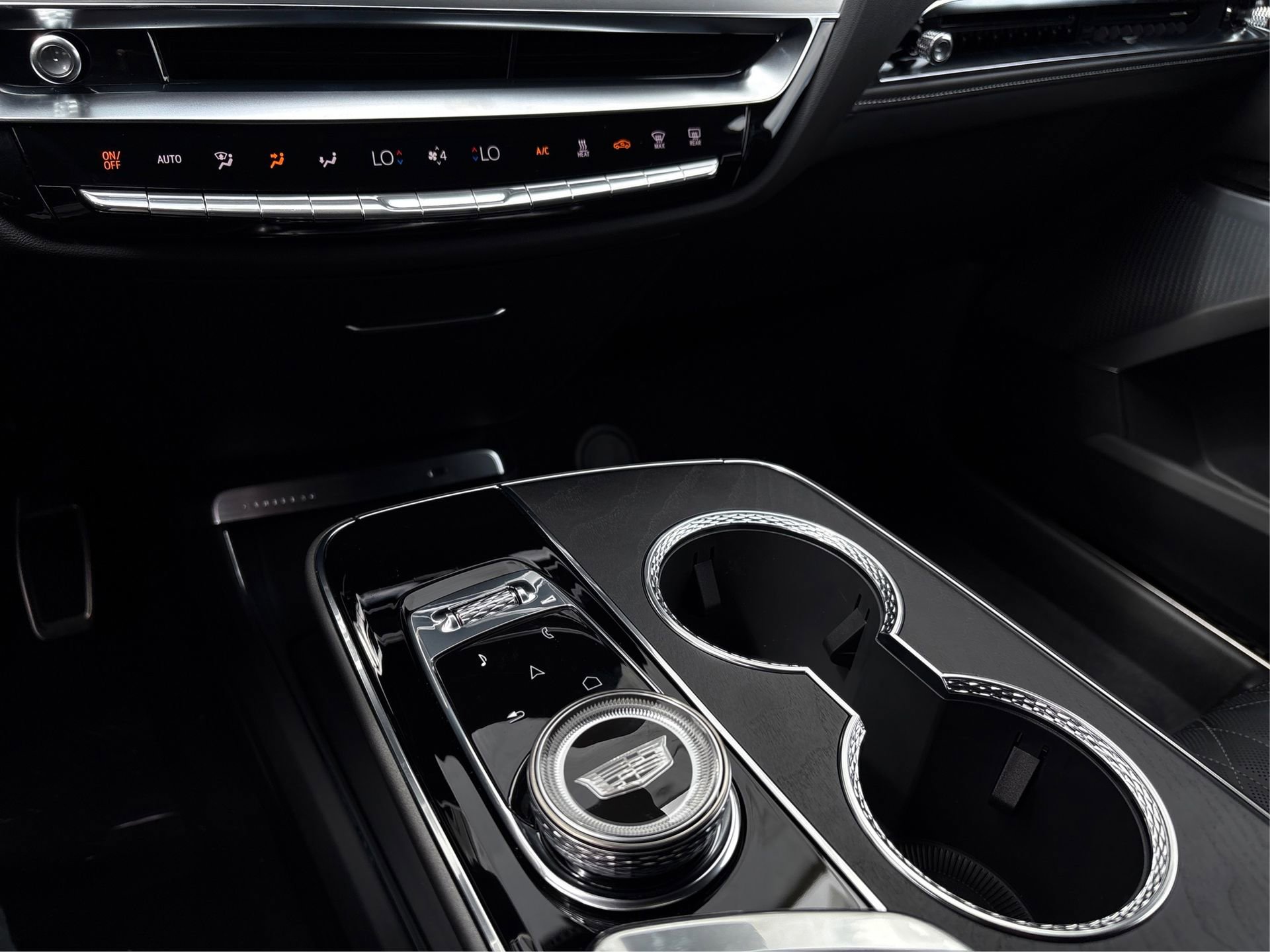 New 2026 Cadillac Lyriq V w/ Exterior Carbon Fiber Package image 27