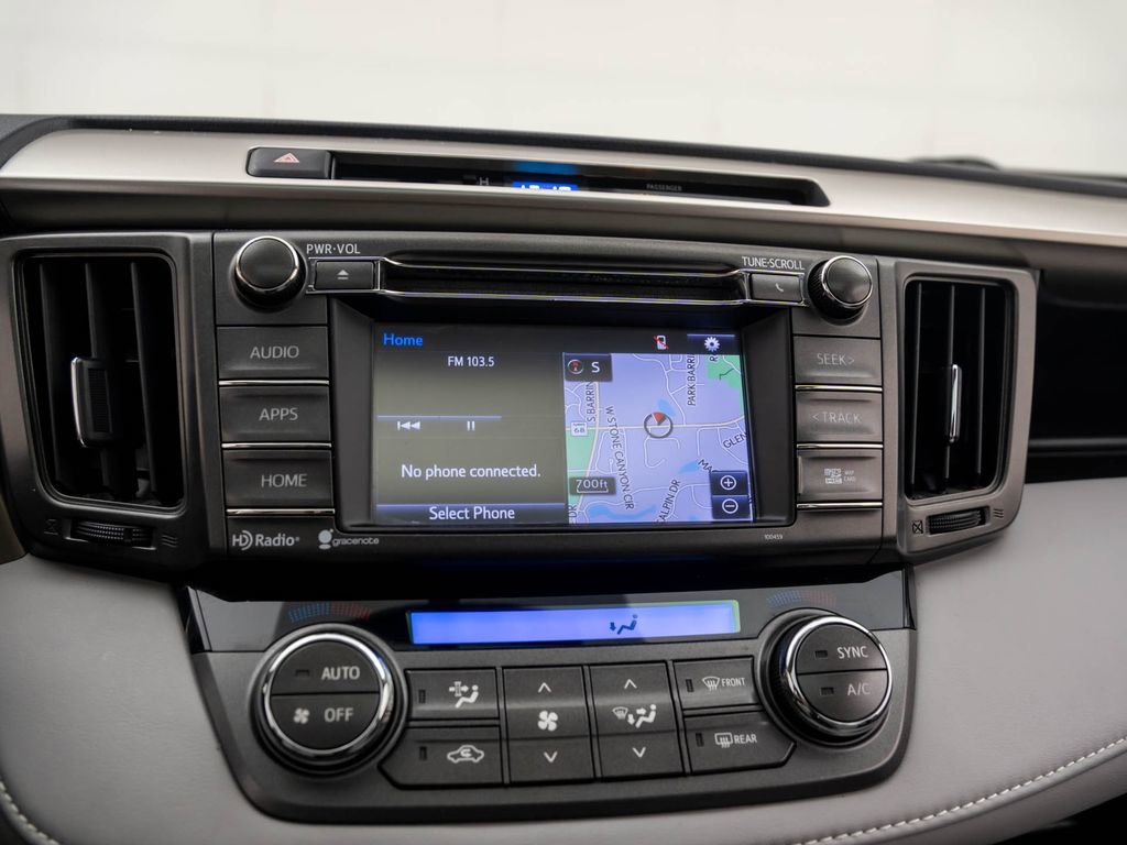 Used 2015 Toyota RAV4 XLE image 20