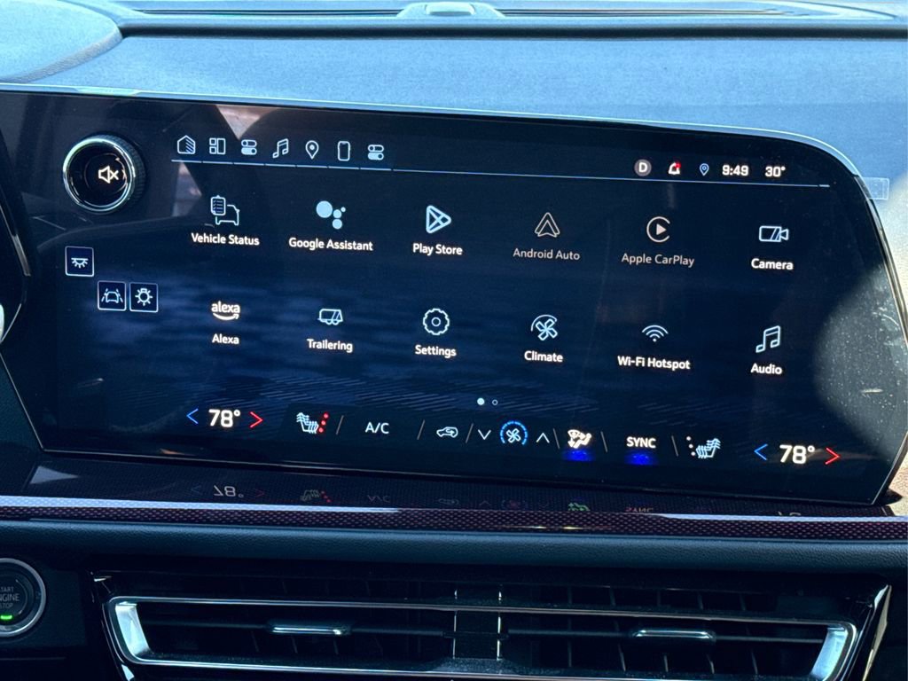 Used 2024 Chevrolet Traverse Z71 image 21