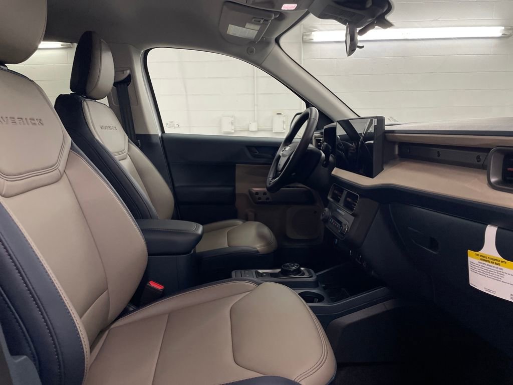 New 2025 Ford Maverick Lariat w/ 4K Tow Package image 28