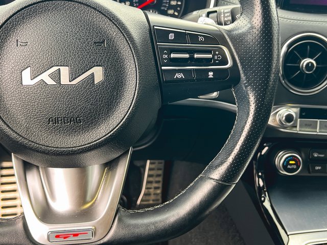 Used 2022 Kia Stinger GT2 image 24