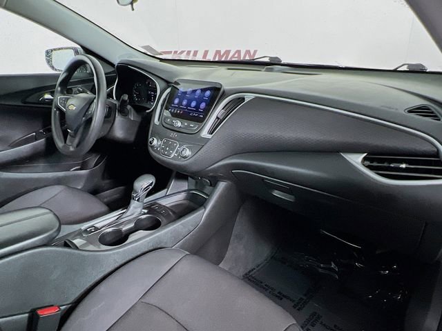 Used 2024 Chevrolet Malibu LT image 36
