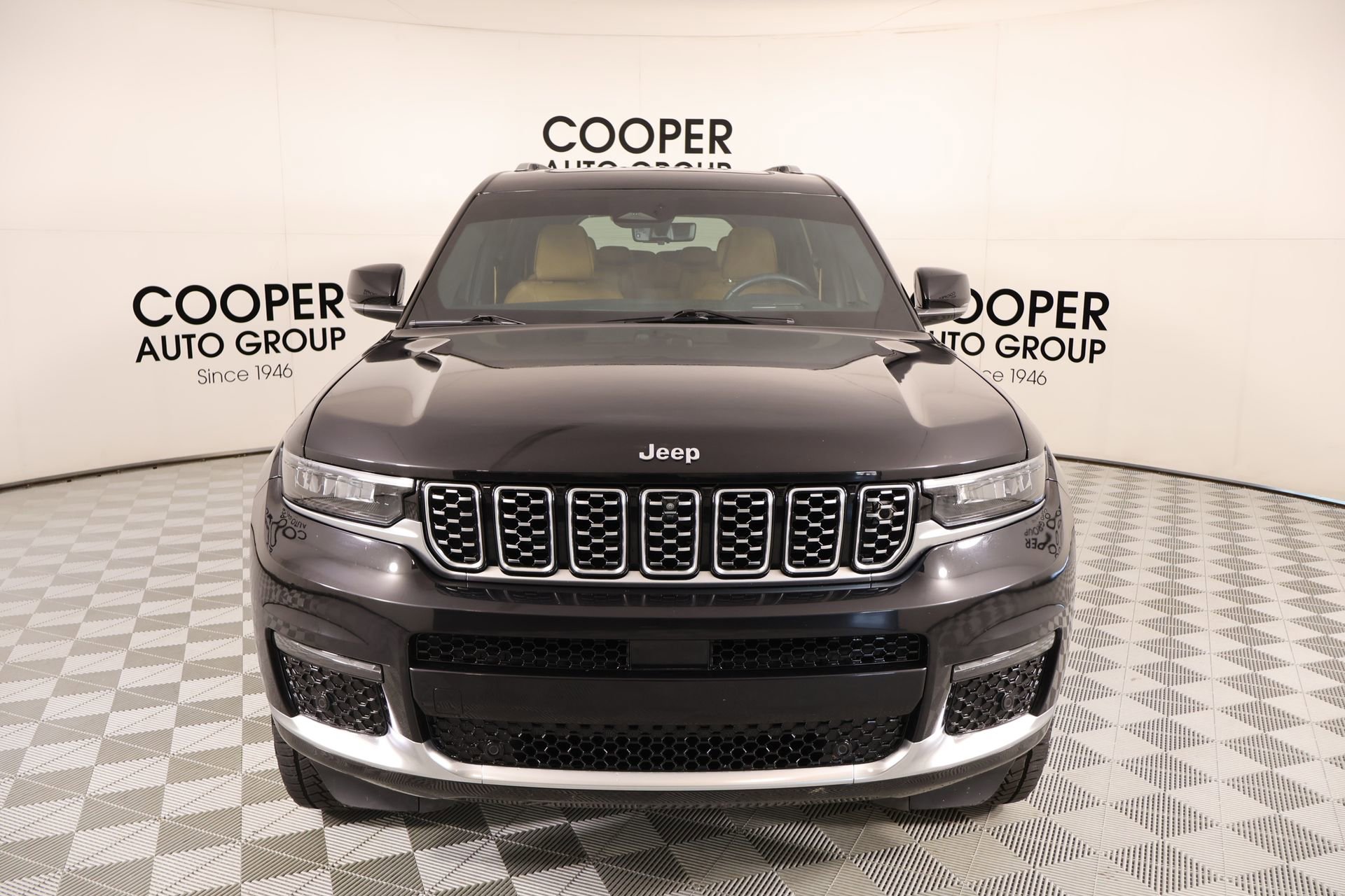 Used 2021 Jeep Grand Cherokee L Summit w/ Advanced Protech Group IV AWD/4WD image 10